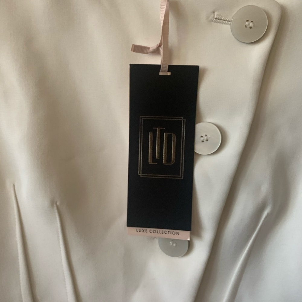 Never worn - Picture 5 of 6